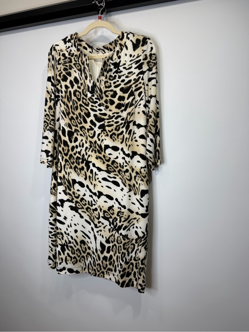 Chico's Leopard Print V-Neck Dress Size L - Picture 3 of 11